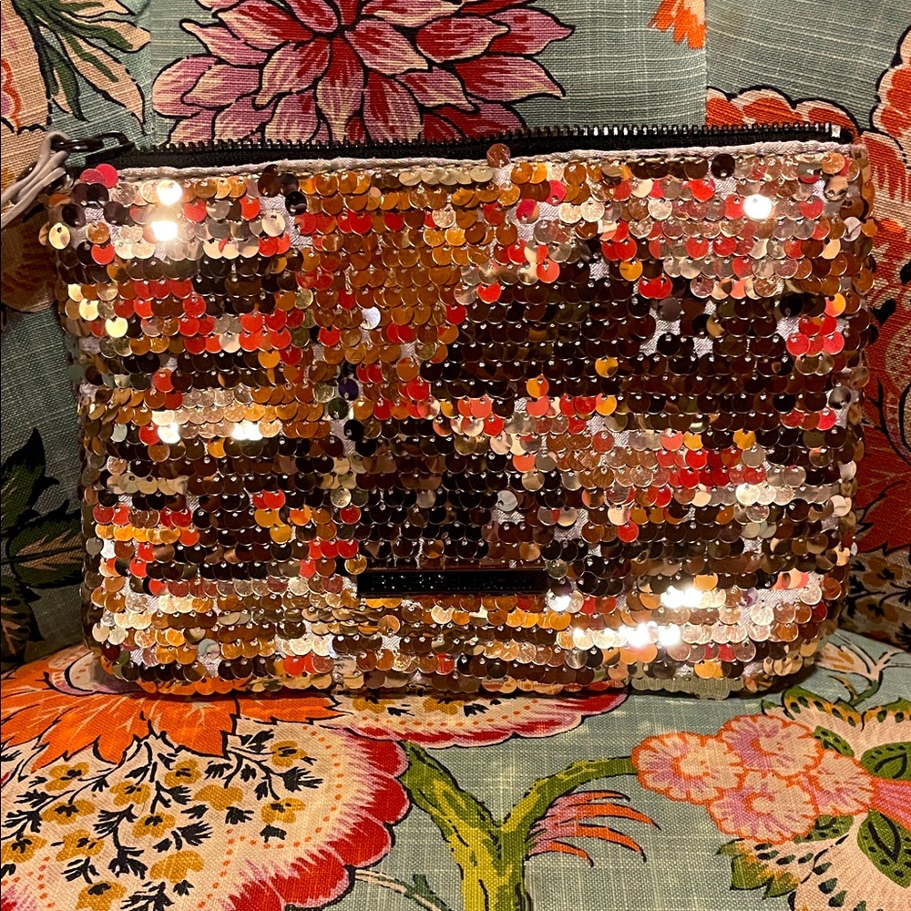 GOLD BCBG-generation Sequin Clutch -